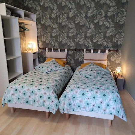 Independant Acces Direct Autonome. 아파트 Le Cateau-Cambresis